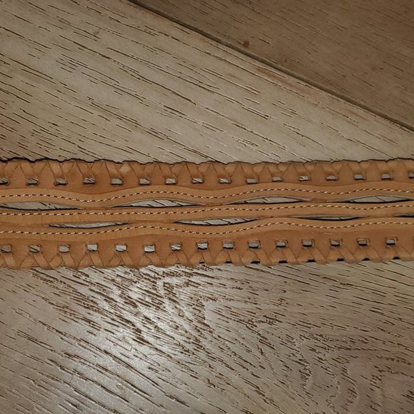 VTG Tan Guess Belt "Vanessa" size M - Picture 3 of 6